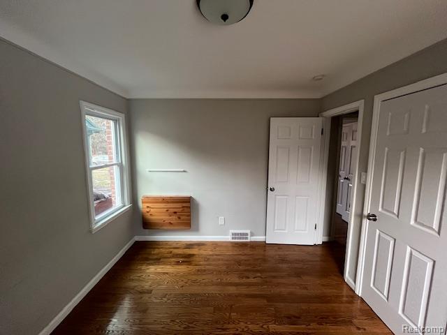 Builiding view five for 17694 Shaftsbury, Detroit, MI. 48219