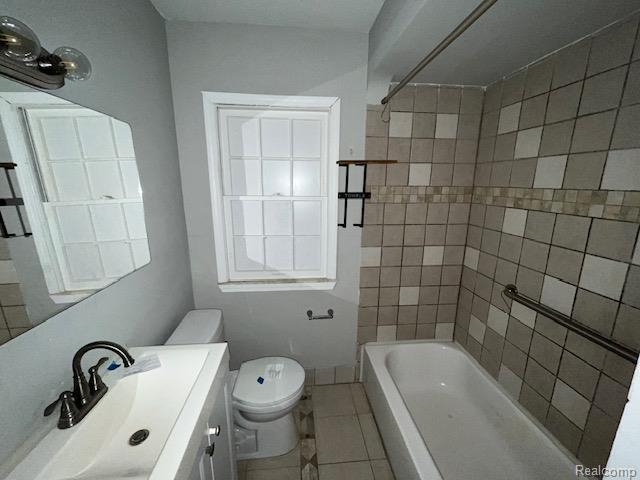 Builiding view six for 17694 Shaftsbury, Detroit, MI. 48219