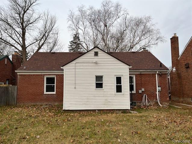 Builiding view twelve for 17694 Shaftsbury, Detroit, MI. 48219