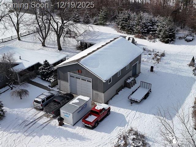 Builiding view forty six for 7011 Clark, Ottawa Lake, MI. 49267