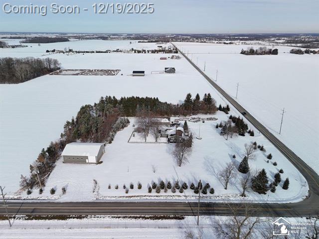 Builiding view forty for 7011 Clark, Ottawa Lake, MI. 49267