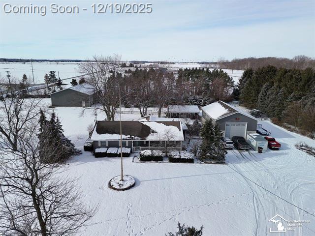 Builiding view thirty three for 7011 Clark, Ottawa Lake, MI. 49267