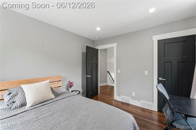 Builiding view thirty for 1512 Ferris, Royal Oak, MI. 48067