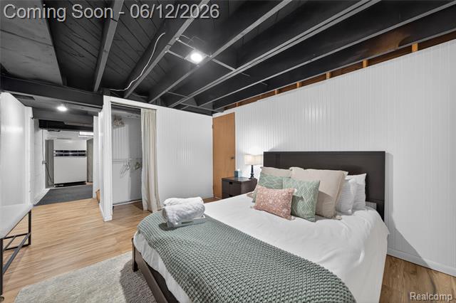 Builiding view forty nine for 407 Waverley, Royal Oak, MI. 48067