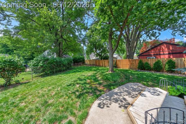 Builiding view ten for 407 Waverley, Royal Oak, MI. 48067