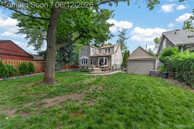 Builiding view twelve for 407 Waverley, Royal Oak, MI. 48067