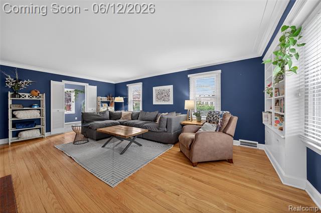 Builiding view twenty one for 407 Waverley, Royal Oak, MI. 48067