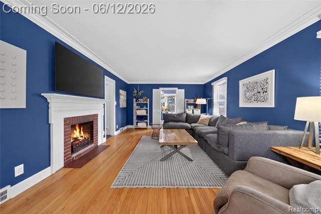 Builiding view twenty two for 407 Waverley, Royal Oak, MI. 48067