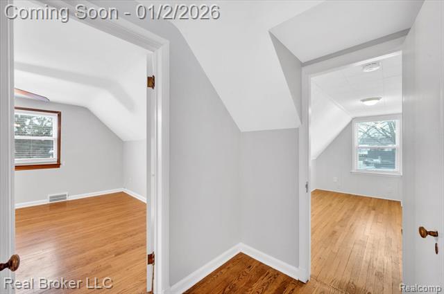 Builiding view nineteen for 1634 Crooks, Royal Oak, MI. 48067