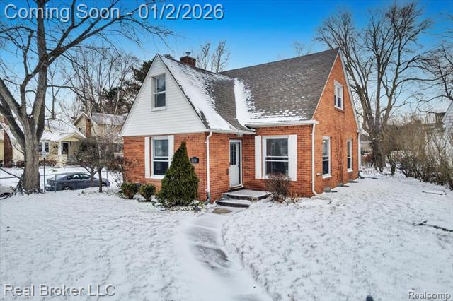 front view for 1634 Crooks Rd, Royal Oak, Mi. 48067