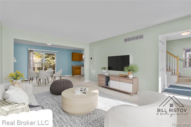 Builiding view four for 423 Dewey, Royal Oak, MI. 48067