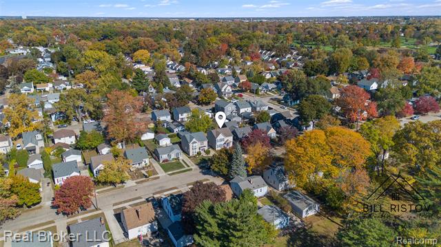Builiding view thirty eight for 423 Dewey, Royal Oak, MI. 48067