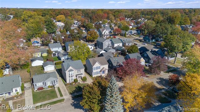 Builiding view thirty three for 423 Dewey, Royal Oak, MI. 48067