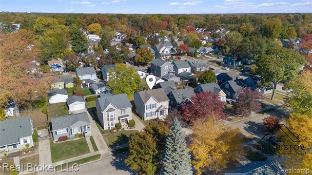 Builiding view thirty two for 423 Dewey, Royal Oak, MI. 48067