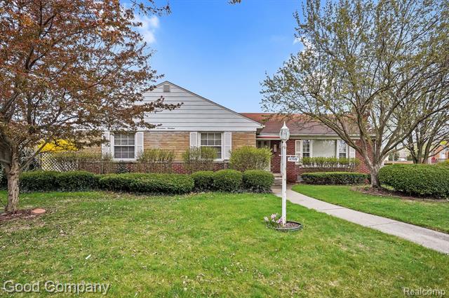 front view for 1719 Sunset Blvd, Royal Oak, Mi. 48067
