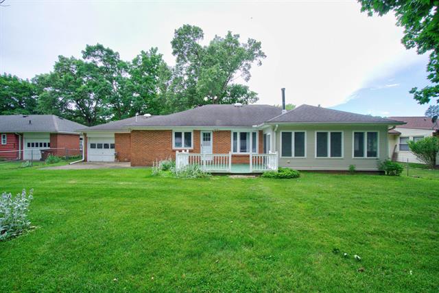 Builiding view forty four for 1253 Levant, Jackson, MI. 49203