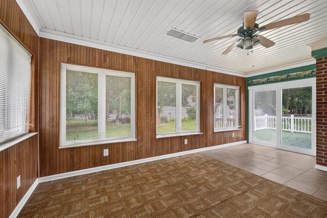 Builiding view twenty two for 1253 Levant, Jackson, MI. 49203