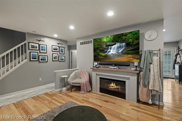 Builiding view eight for 3515 Bacon, Berkley, MI. 48072