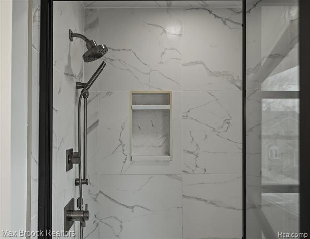 Builiding view nineteen for 3515 Bacon, Berkley, MI. 48072