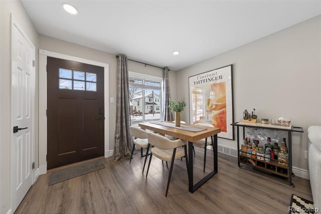 Builiding view eight for 3528 Phillips, Berkley, MI. 48072