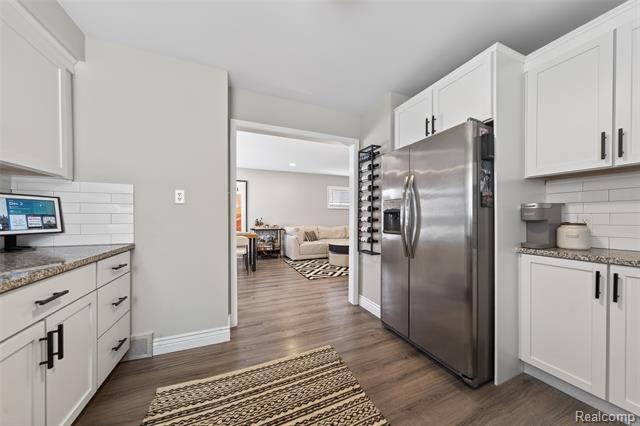 Builiding view twelve for 3528 Phillips, Berkley, MI. 48072