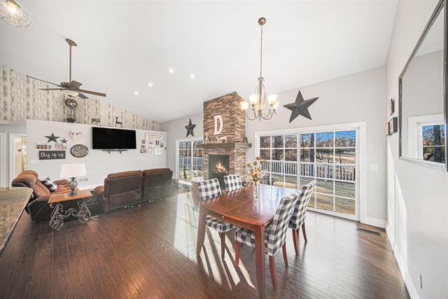 Builiding view eleven for 2718 Lindsey, Jackson, MI. 49201