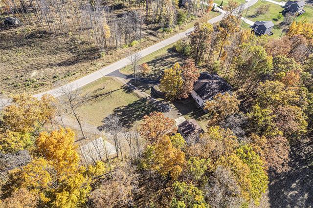 Builiding view forty for 2718 Lindsey, Jackson, MI. 49201