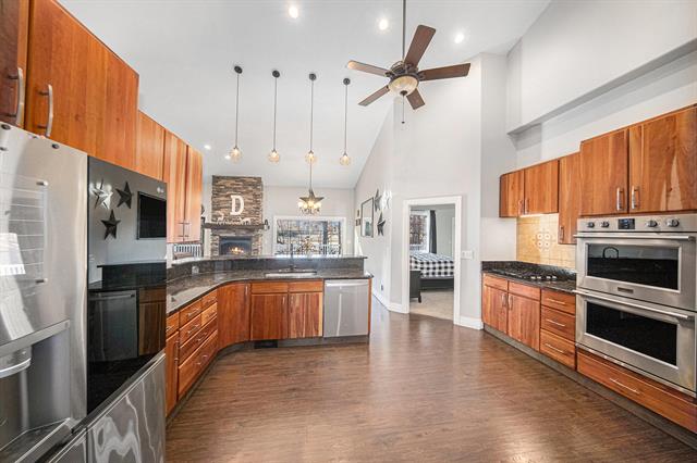 Builiding view fourteen for 2718 Lindsey, Jackson, MI. 49201