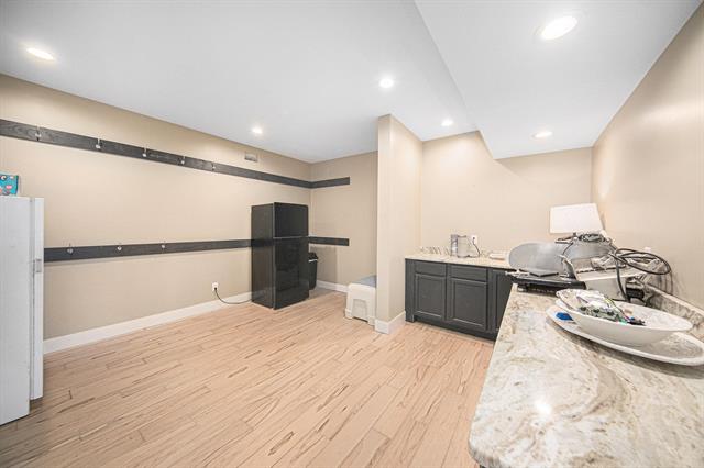 Builiding view thirty five for 2718 Lindsey, Jackson, MI. 49201