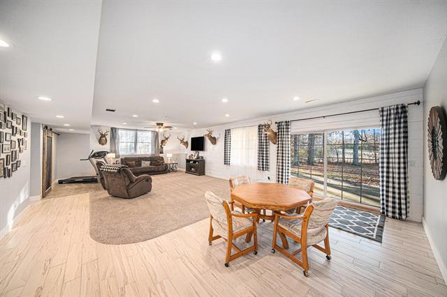 Builiding view twenty nine for 2718 Lindsey, Jackson, MI. 49201