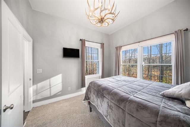 Builiding view twenty two for 2718 Lindsey, Jackson, MI. 49201