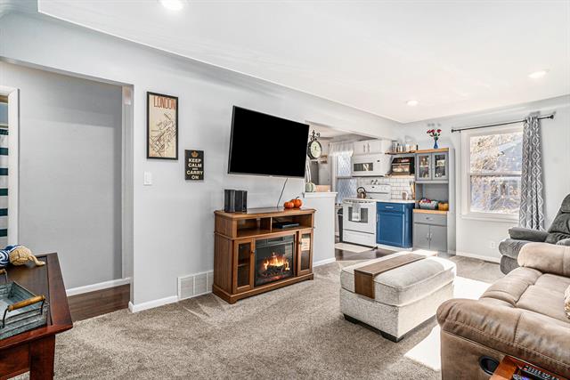 Builiding view four for 15422 Coleman, Grand Haven, MI. 49417