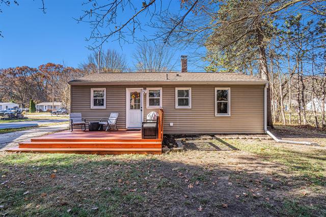 Builiding view twenty for 15422 Coleman, Grand Haven, MI. 49417