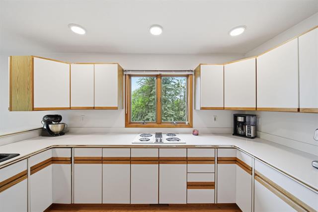Builiding view fifteen for 10799 Austin, Brooklyn, MI. 49230