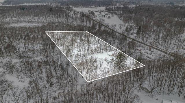 Builiding view thirty for 182 40Th, Allegan, MI. 49010