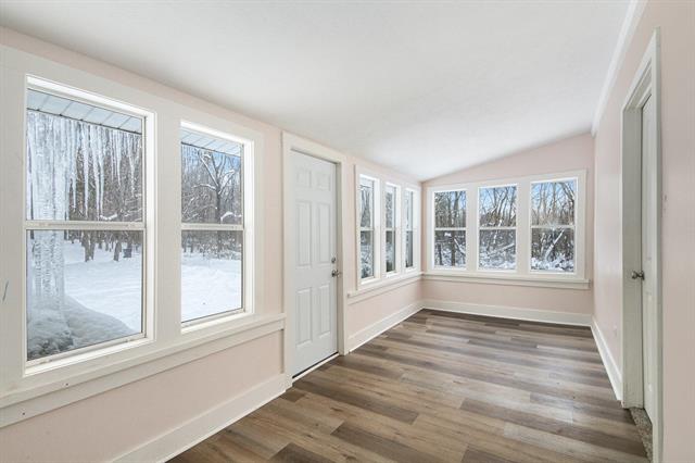 Builiding view three for 182 40Th, Allegan, MI. 49010