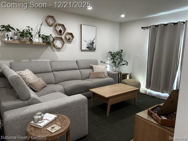 Builiding view six for 797 Hilldale, Milford, MI. 48381