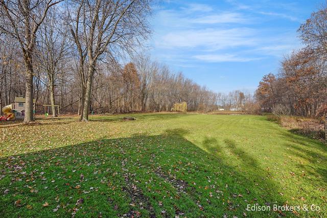 Builiding view thirty nine for 11488 Cameron, Allendale, MI. 49401