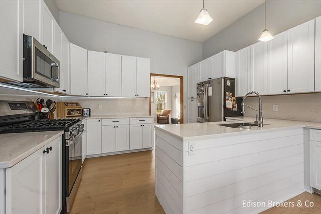 Builiding view two for 11488 Cameron, Allendale, MI. 49401