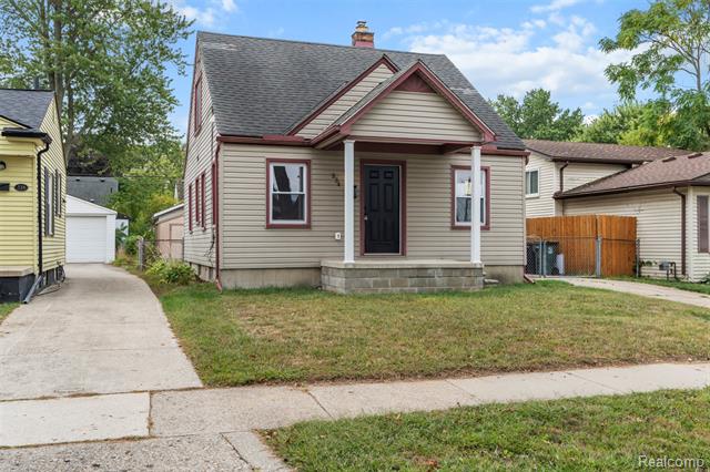 front view for 334 Marlin Ave, Royal Oak, Mi. 48067