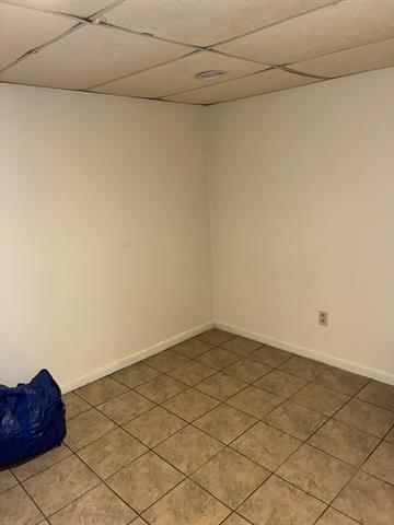 Builiding view eighteen for 909 Westfall, Kalamazoo, MI. 49006