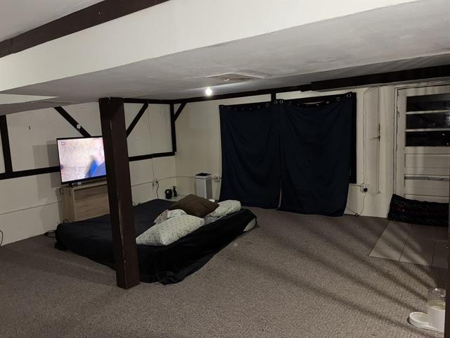 Builiding view fifteen for 909 Westfall, Kalamazoo, MI. 49006