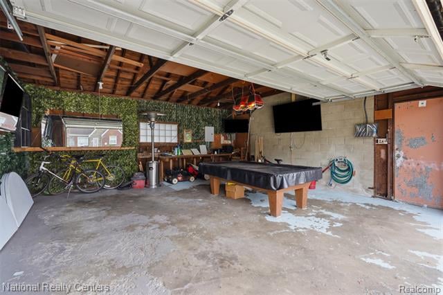 Builiding view fifteen for 8345 Sirron, Detroit, MI. 48234