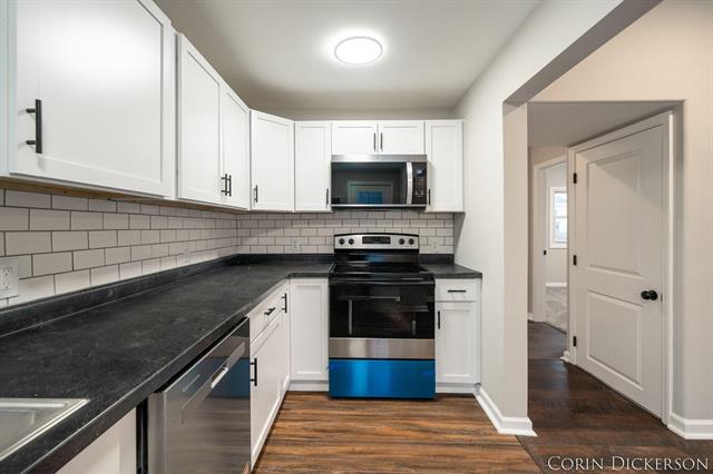 Builiding view fifteen for 112 Green, Hastings, MI. 49058