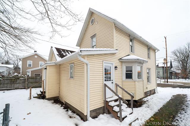 Builiding view forty for 112 Green, Hastings, MI. 49058