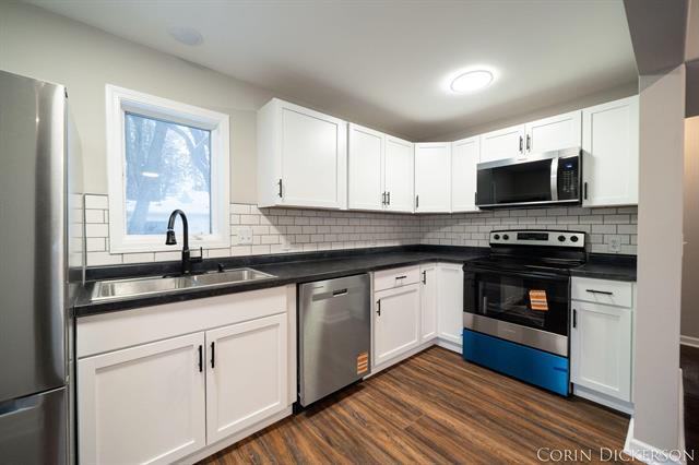 Builiding view fourteen for 112 Green, Hastings, MI. 49058