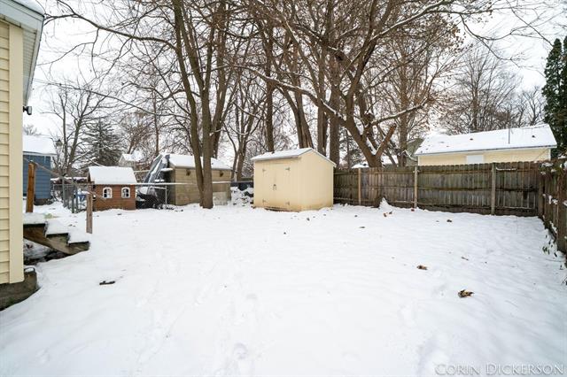 Builiding view thirty five for 112 Green, Hastings, MI. 49058