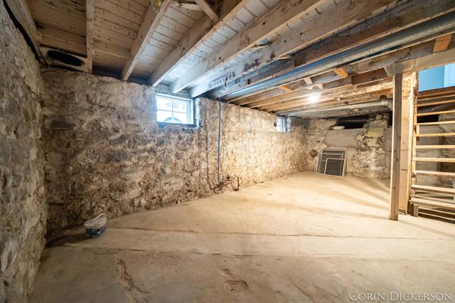 Builiding view thirty three for 112 Green, Hastings, MI. 49058