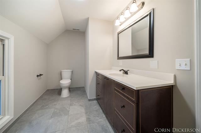 Builiding view twenty five for 112 Green, Hastings, MI. 49058