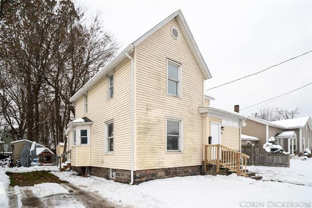 front view for 112 E Green Street, Hastings, Mi. 49058